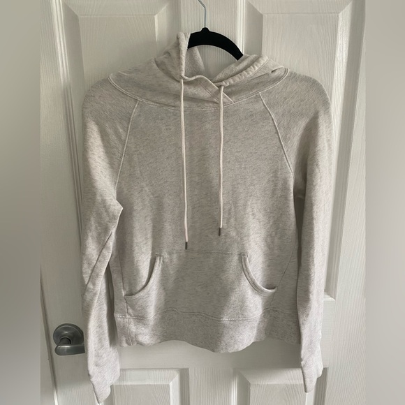 ❤️Victoria Sport Hoodie❤️ - Picture 3 of 4